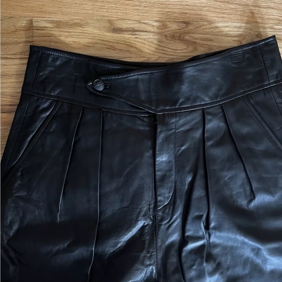 Rag & Bone Black Lambskin Leather Bermuda Shorts size 30 - Picture 2 of 15